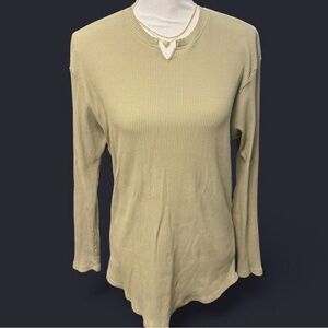 Classic Ribbed Long-Sleeve Top in Light Olive
